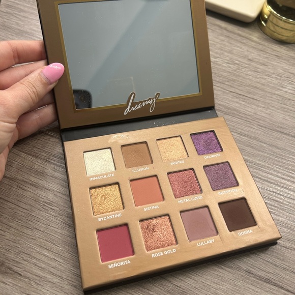 Nabla Dreamy Eyeshadow Palette - Picture 6 of 8